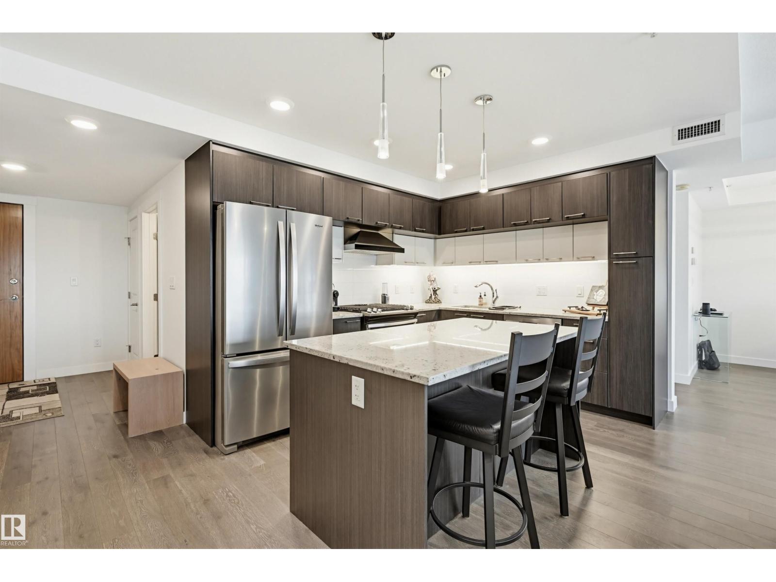 #1304 9720 106 ST NW - 11