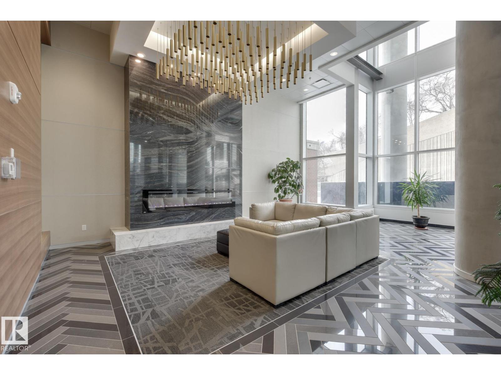 #1304 9720 106 ST NW - Image 32