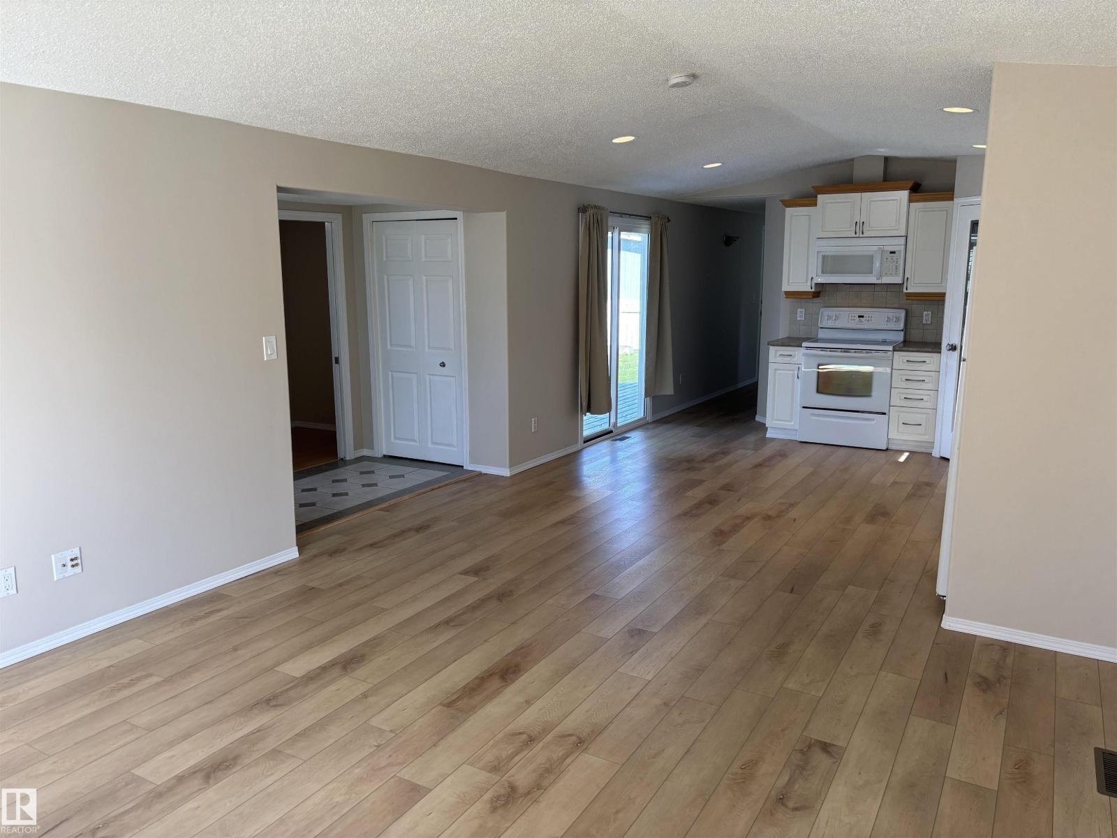 56 Rim RD NW - Image 13