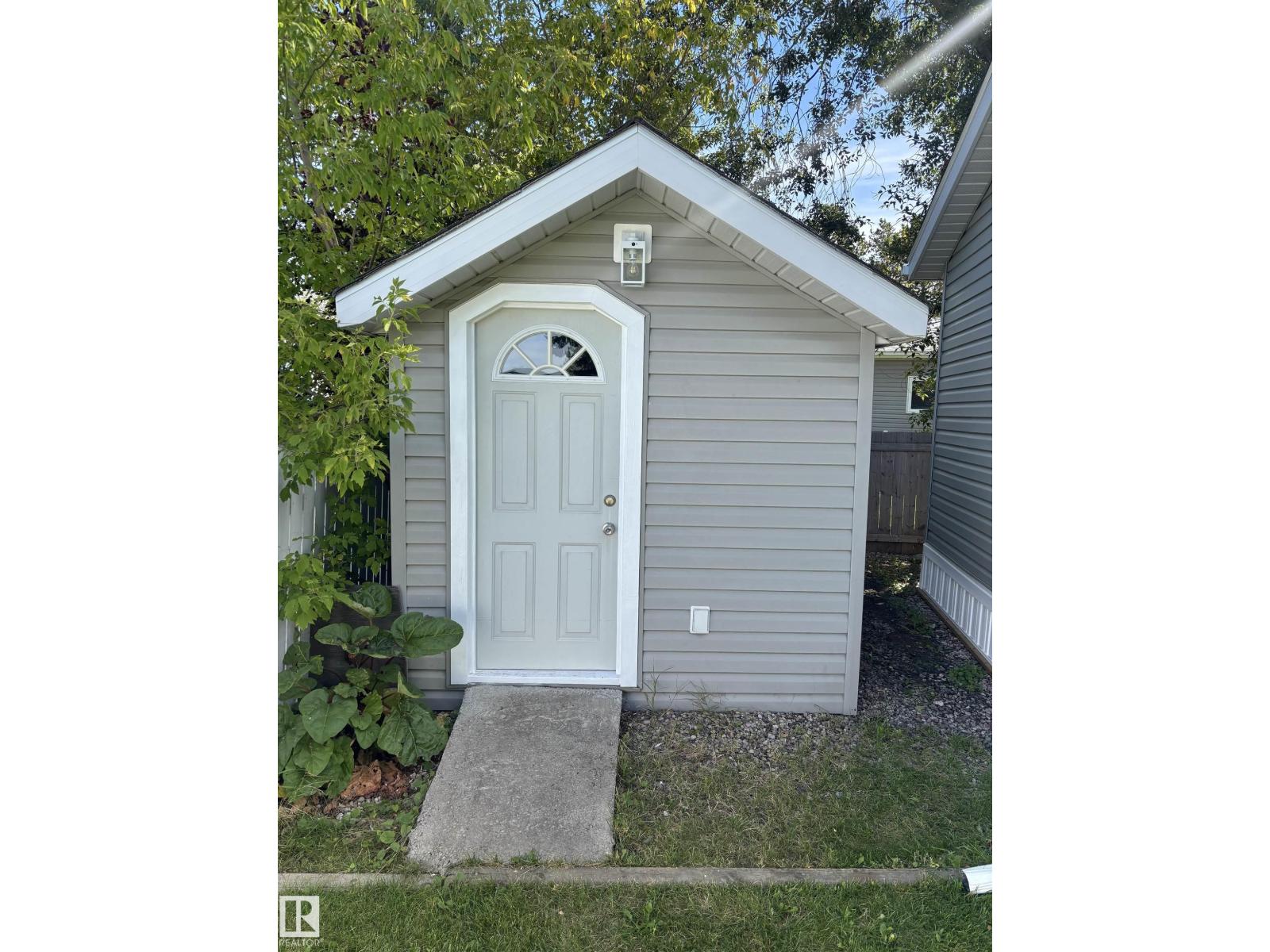 56 Rim RD NW - Image 32