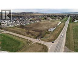 501 Centre Avenue E, Diamond Valley, AB T0L0H0 Photo 6