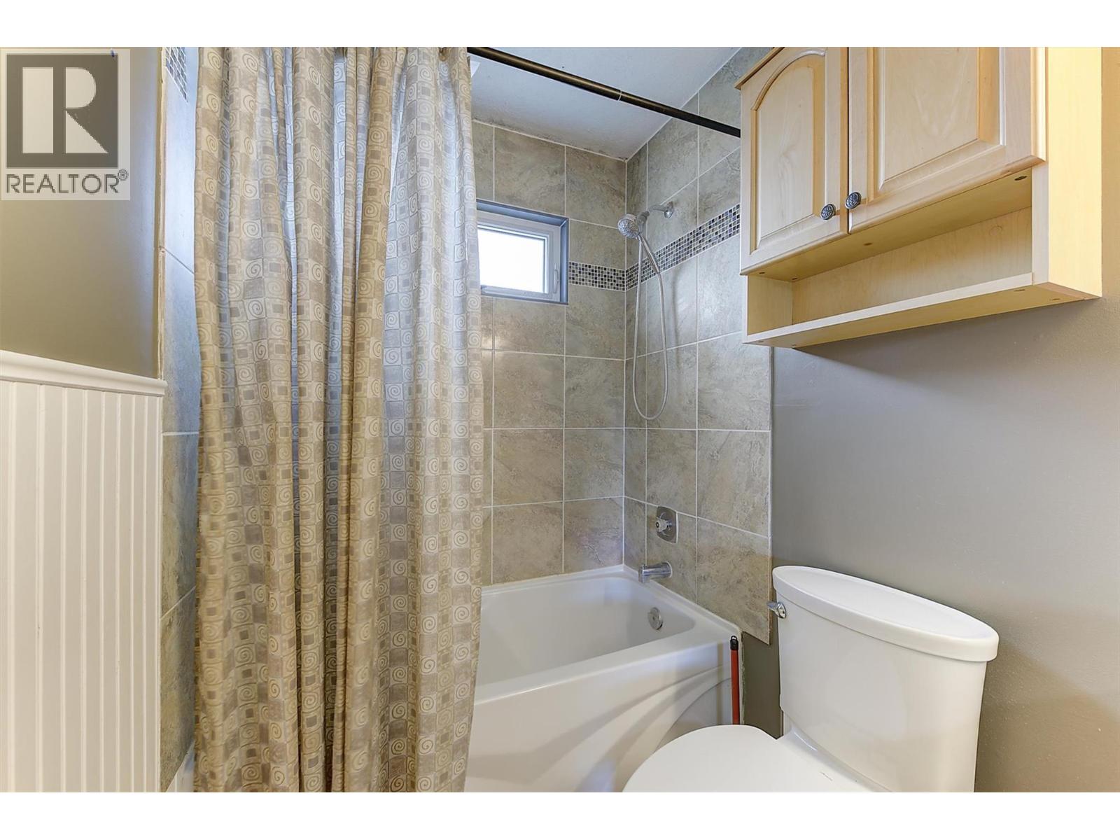  1392 Elm Street, Kelowna