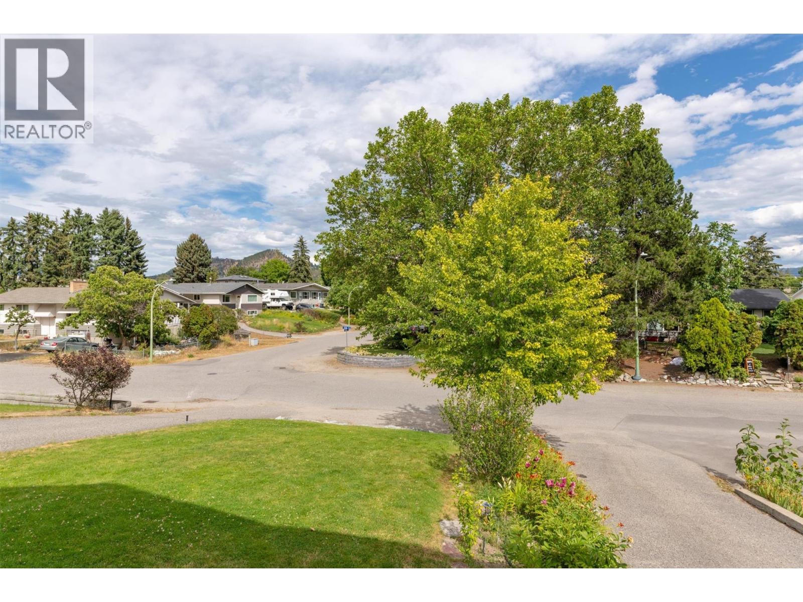  1392 Elm Street, Kelowna