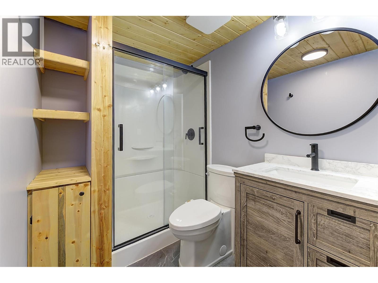  1392 Elm Street, Kelowna