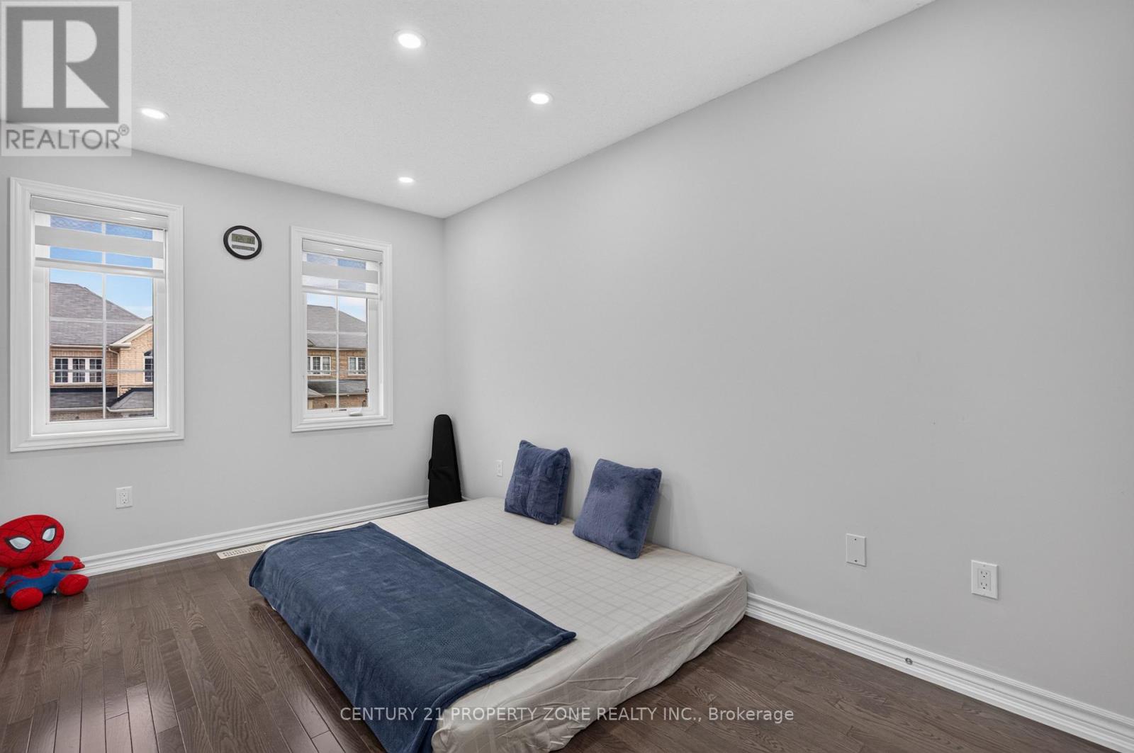 11 SELSDON STREET - 34