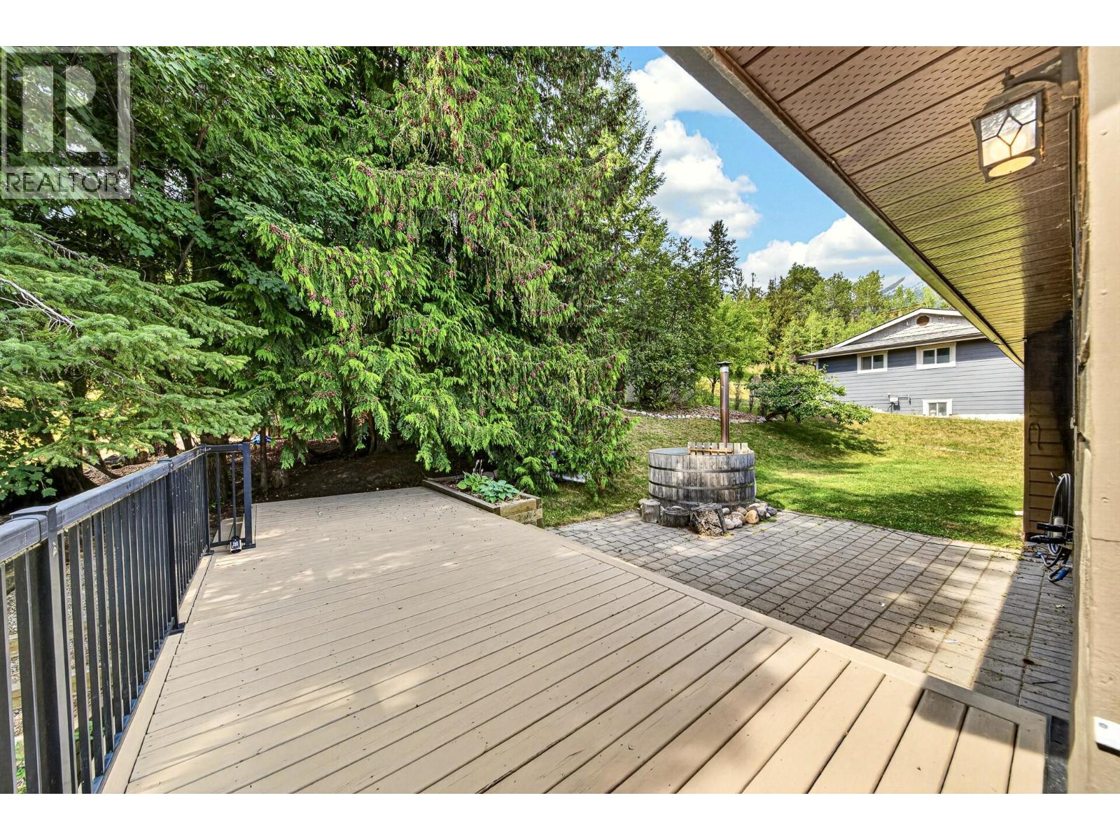 17 PARKLAND Drive - Image 62