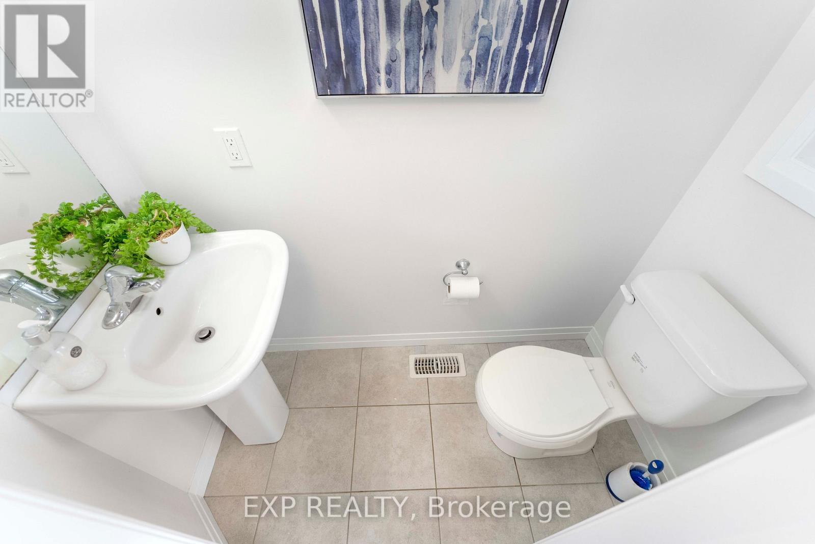 #20 520 GREY STREET - Image 10