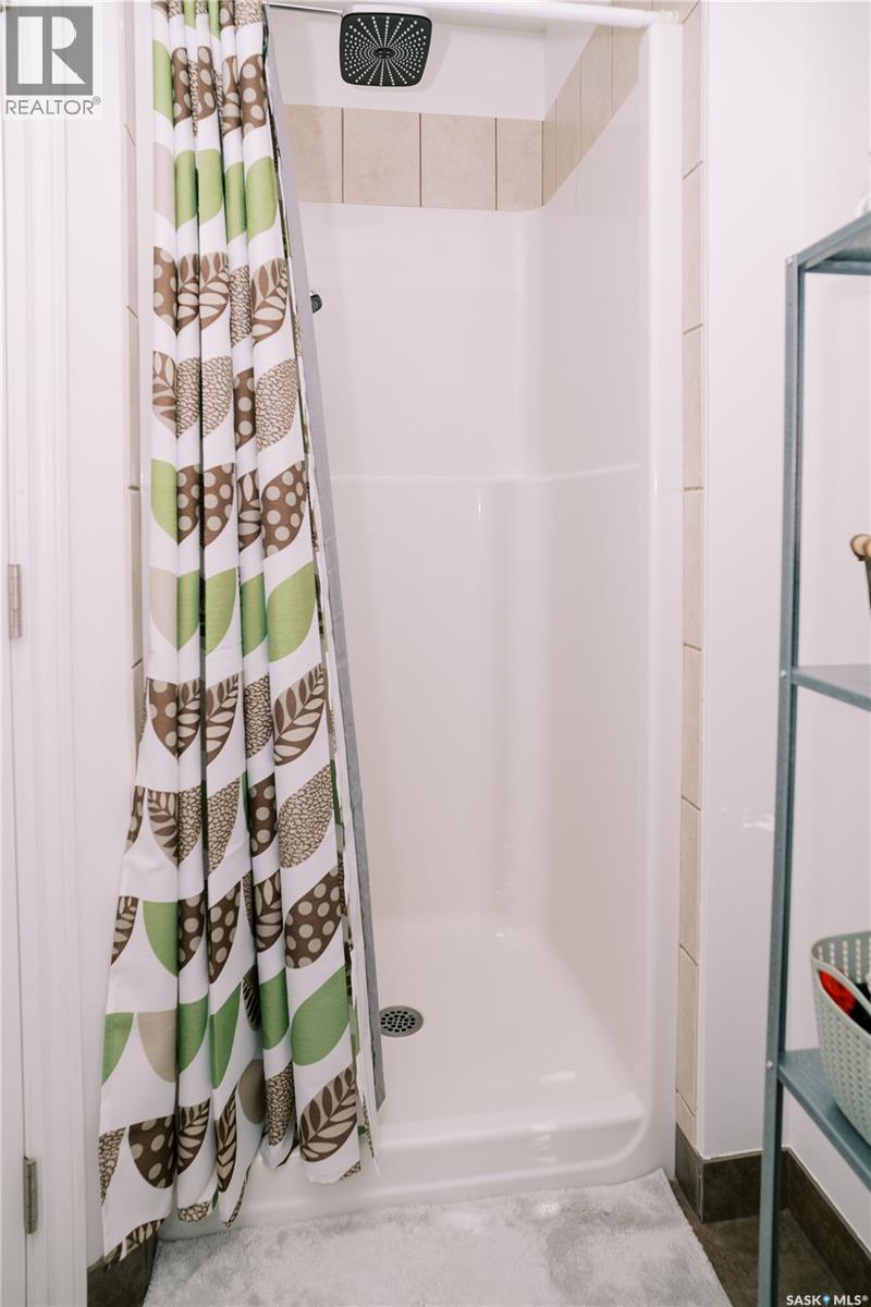 513 L AVENUE N, Saskatoon — photo 35