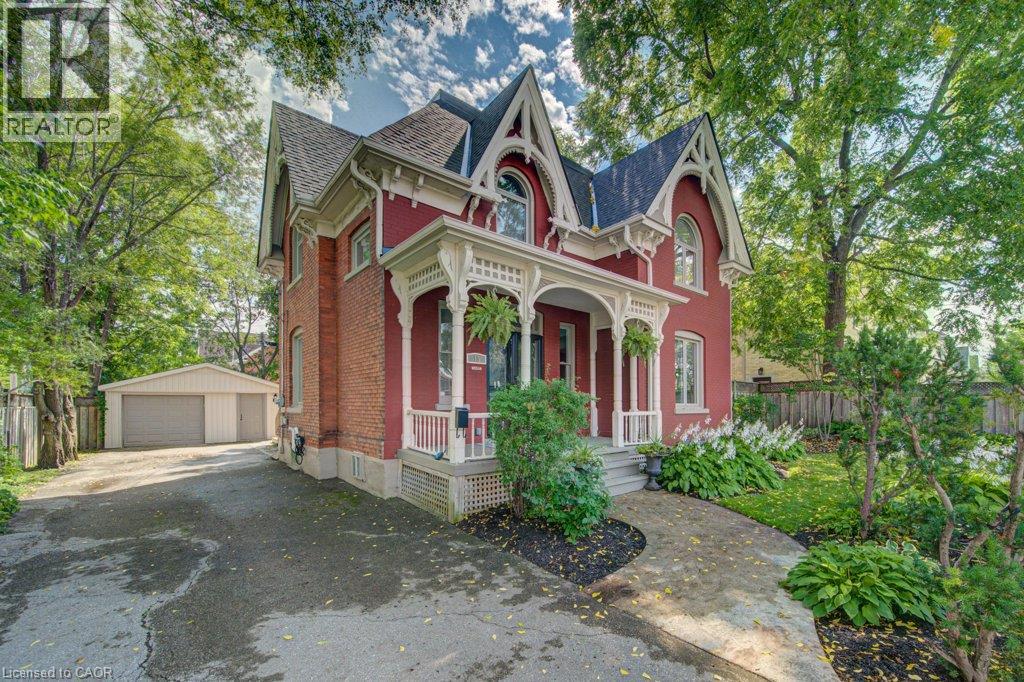 15 GILHOLM Avenue — photo 2