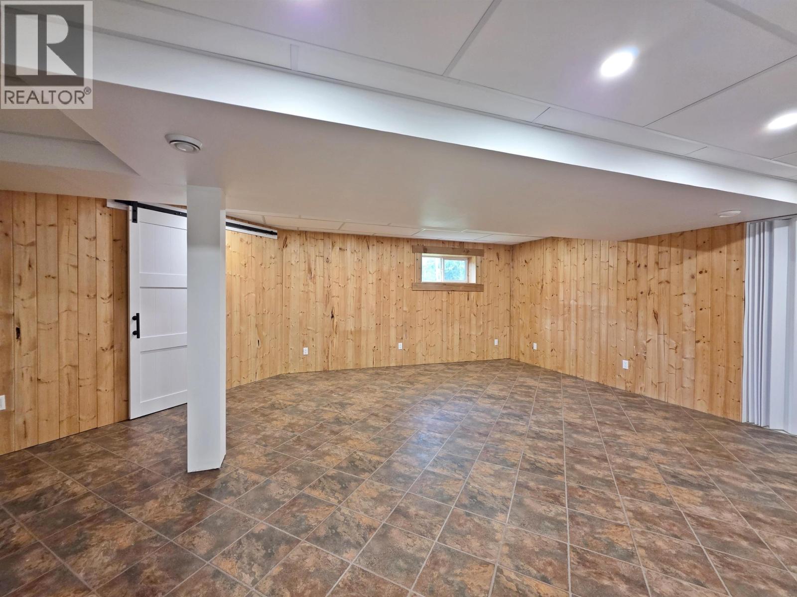 3872 JOHNSON ROAD - 36
