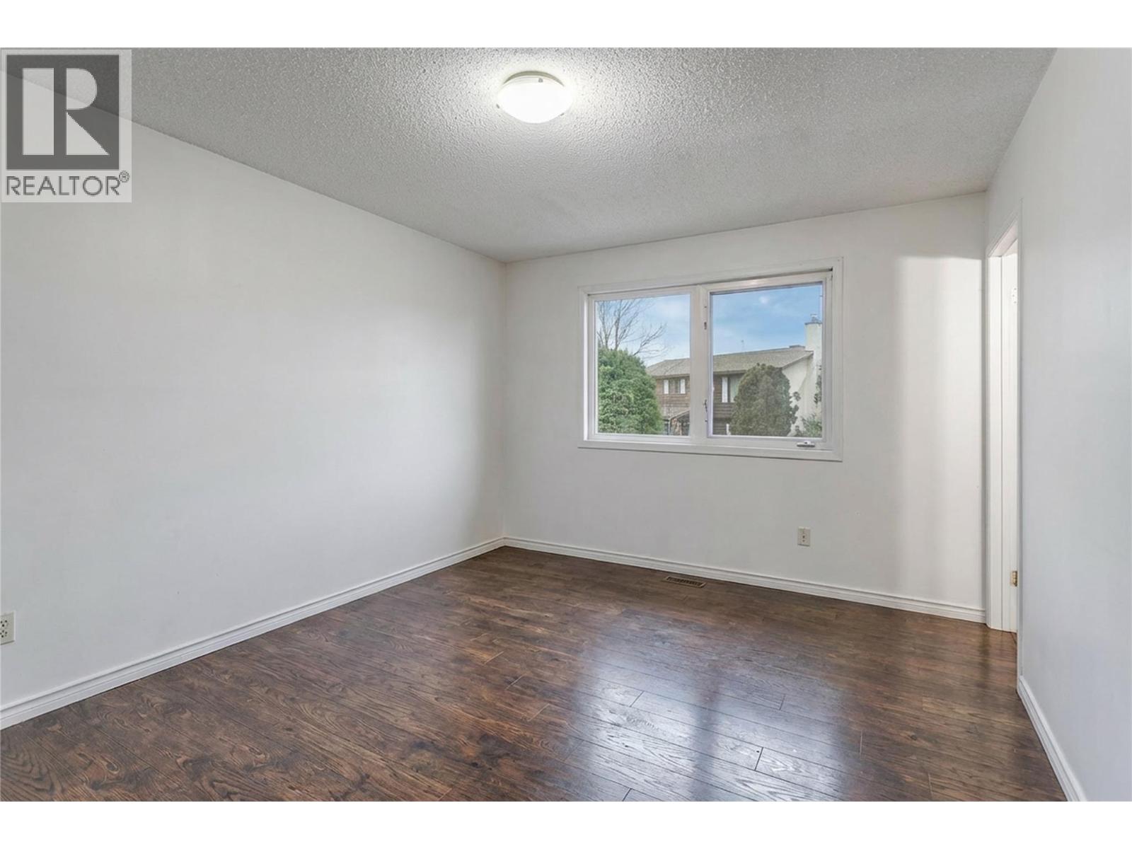758 Josselyn Court, Kelowna