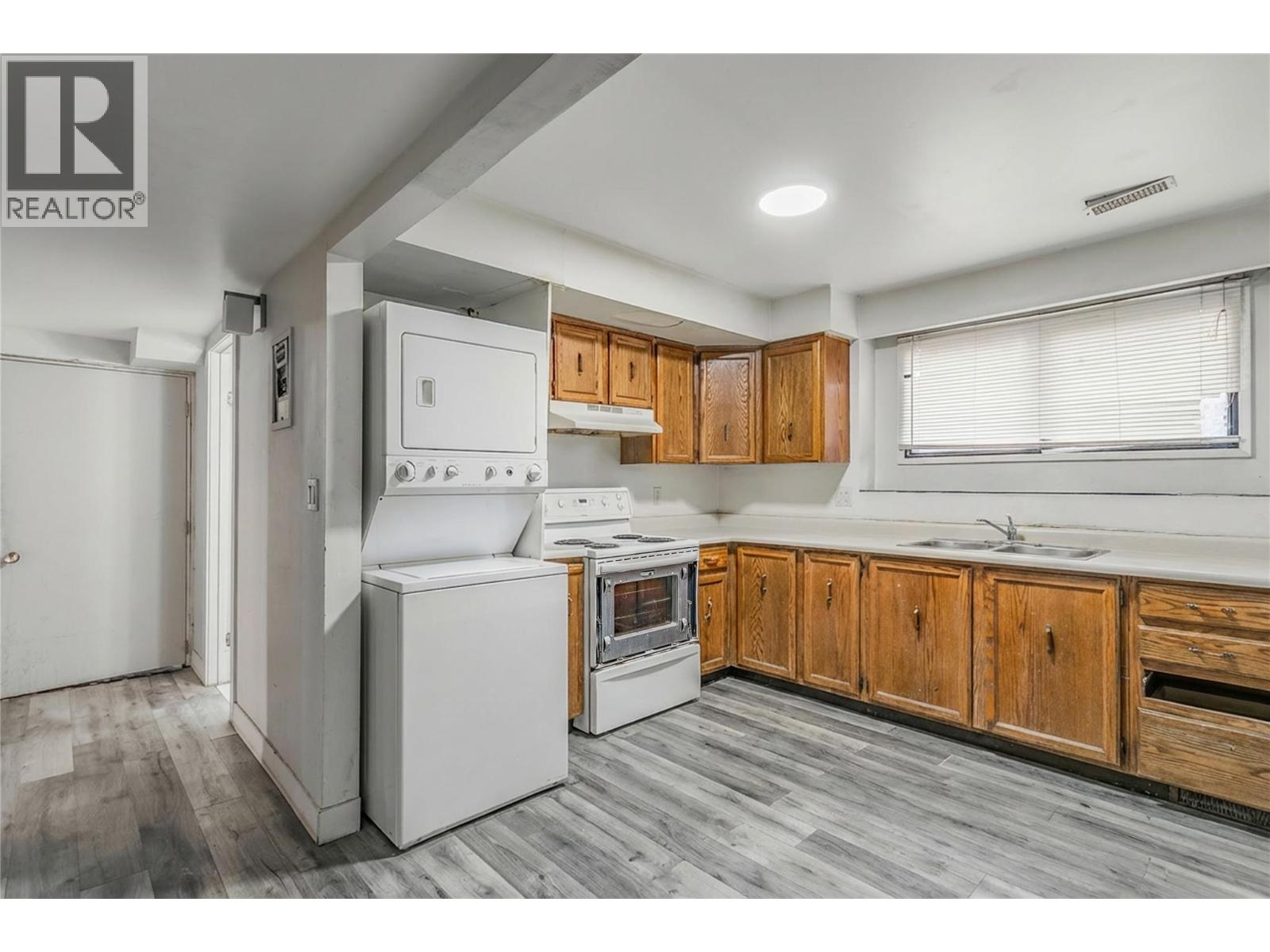 758 Josselyn Court, Kelowna