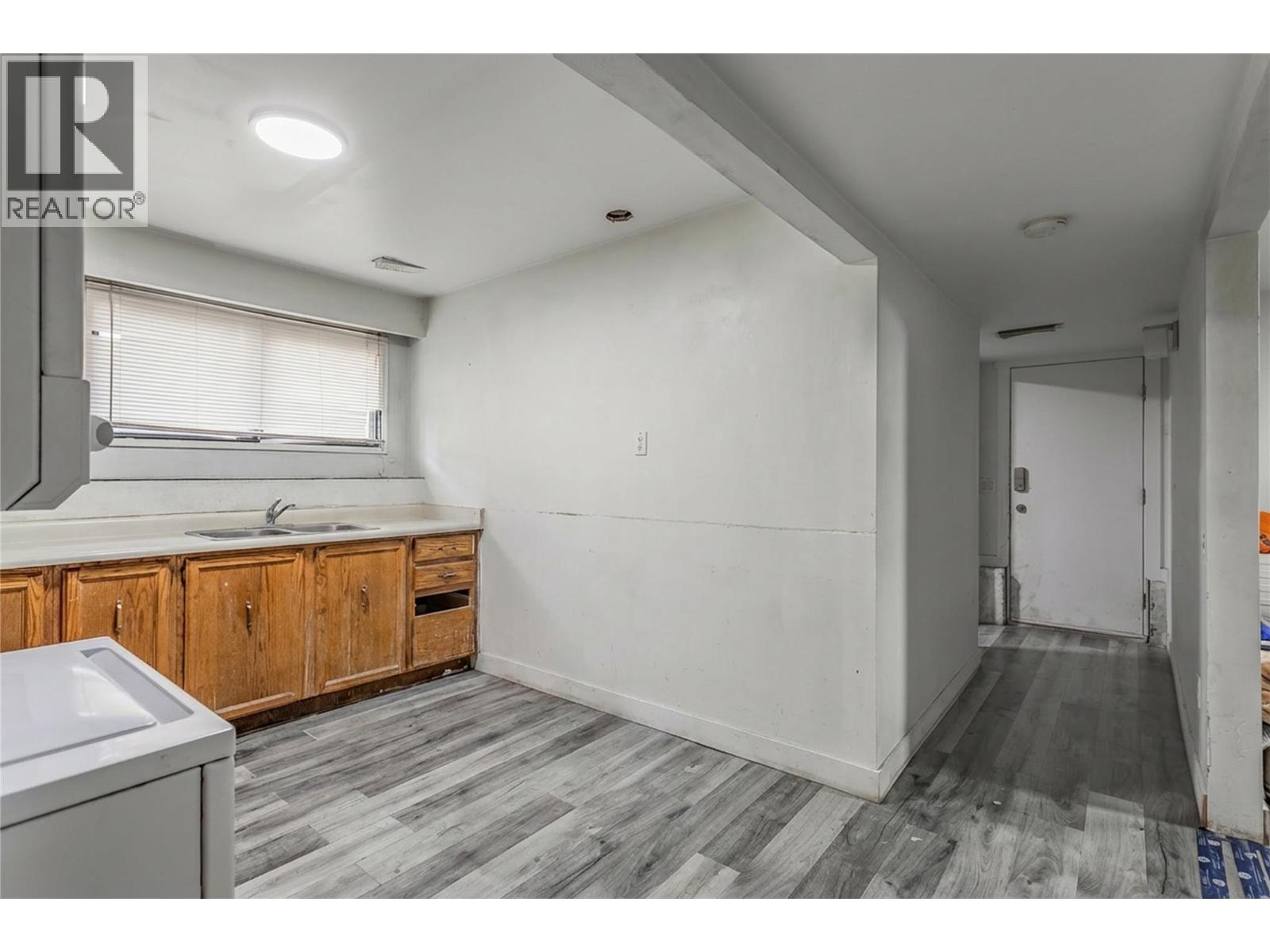 758 Josselyn Court, Kelowna