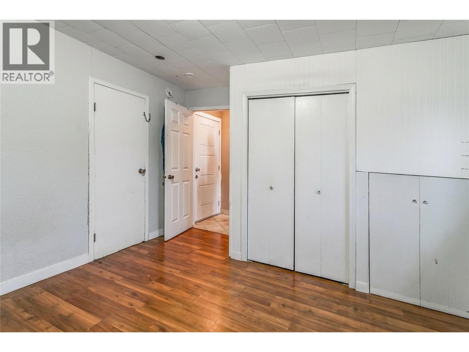 758 Josselyn Court, Kelowna