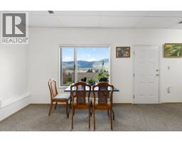 4751 Lakeshore Road Ne, Salmon Arm, BC V1E3N8 Photo 31