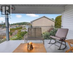 4751 Lakeshore Road Ne, Salmon Arm, BC V1E3N8 Photo 44