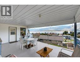 4751 Lakeshore Road Ne, Salmon Arm, BC V1E3N8 Photo 45