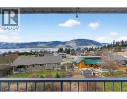 4751 Lakeshore Road Ne, Salmon Arm, BC V1E3N8 Photo 46
