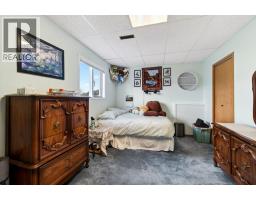 4751 Lakeshore Road Ne, Salmon Arm, BC V1E3N8 Photo 37