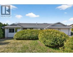 4751 Lakeshore Road Ne, Salmon Arm, BC V1E3N8 Photo 67