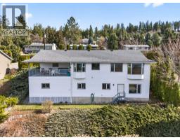 4751 Lakeshore Road Ne, Salmon Arm, BC V1E3N8 Photo 69