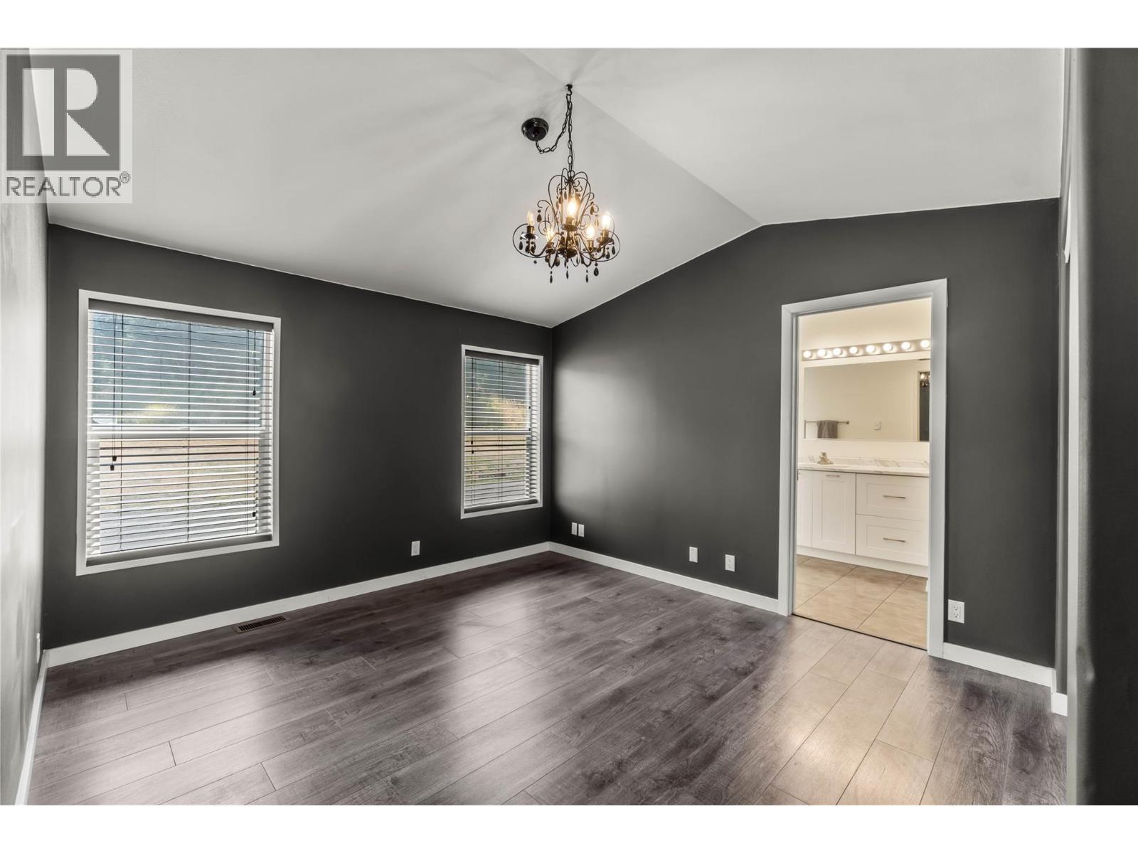 #38 2815 PRINCETON KAMLOOPS Highway - 9