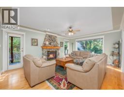 5pc Ensuite bath - 9725 Cameron Road, Vernon, BC V1H1K9 Photo 11