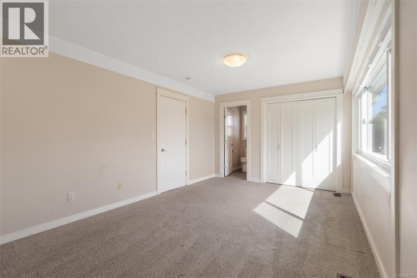  336 Stannard Avenue, Victoria