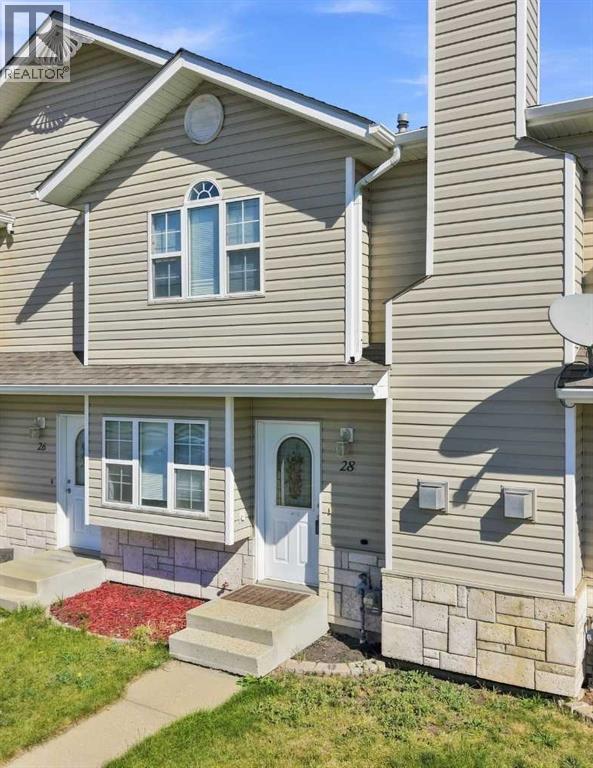 Listing photo – 28 Terrace Heights Drive, Lacombe