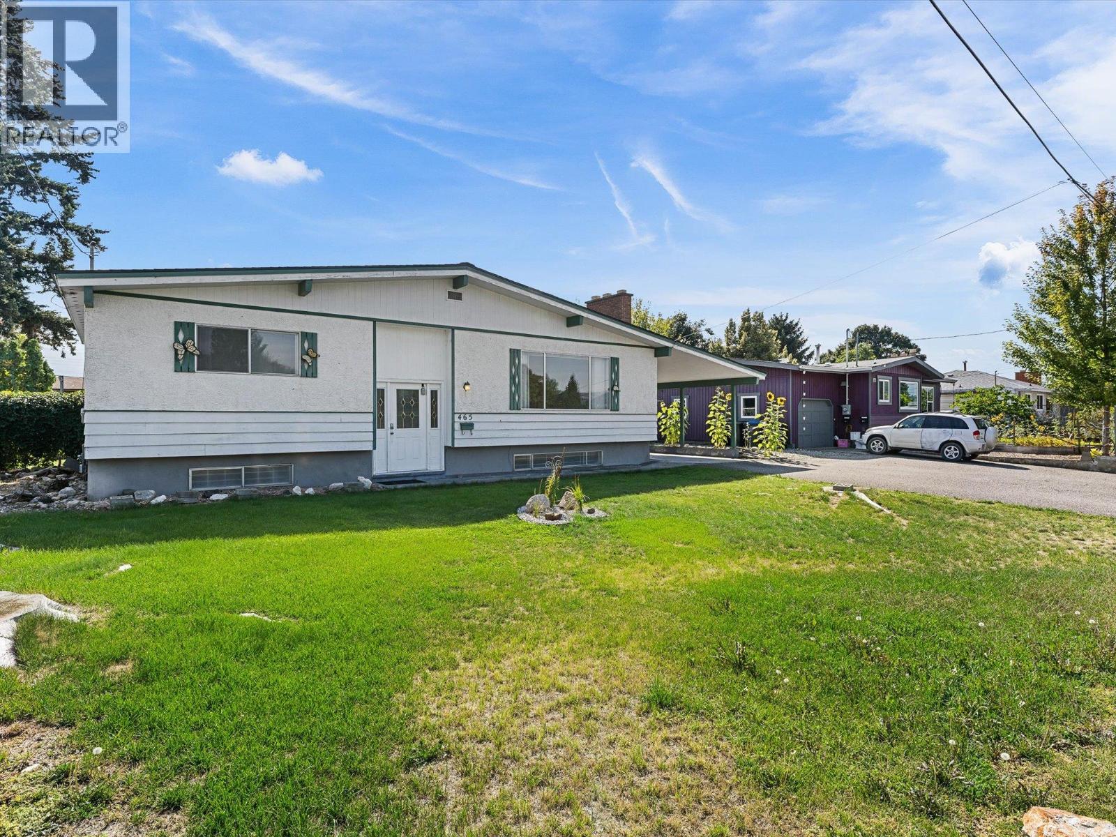 465 Hollydell Road, Kelowna
