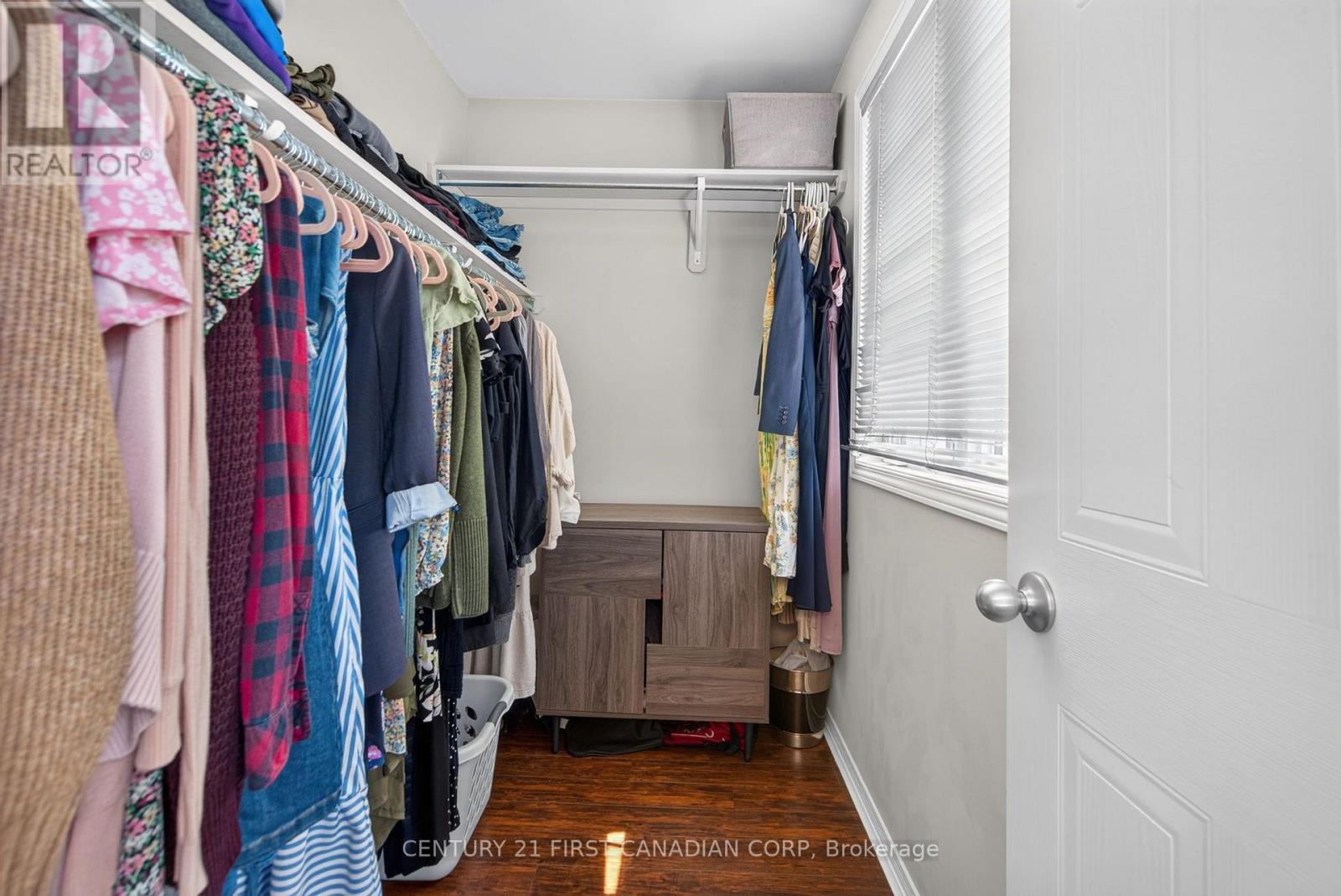 1318 BLACKMAPLE DRIVE - Image 17