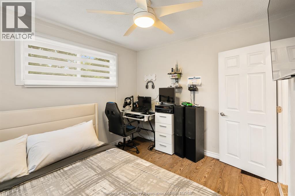 112 CLOVELLY - 19
