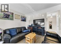 105 Broadway Avenue E, Redcliff, AB T0J2P0 Photo 9