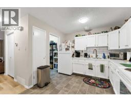 105 Broadway Avenue E, Redcliff, AB T0J2P0 Photo 37