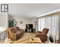105 Broadway Avenue E, Redcliff, AB T0J2P0 Photo 30