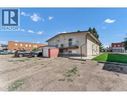 105 Broadway Avenue E, Redcliff, AB T0J2P0 Photo 49