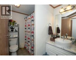 7939 97 Ave, Peace River, AB T8S1S4 Photo 13
