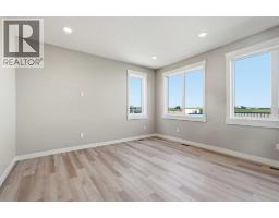 2pc Bathroom - 124 Coote Street, Cayley, AB T0L0P0 Photo 6
