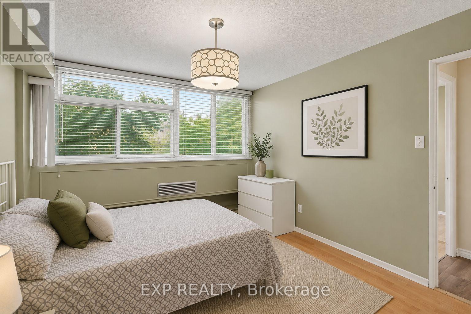 #204 500 LAURIER AVENUE W - Image 29