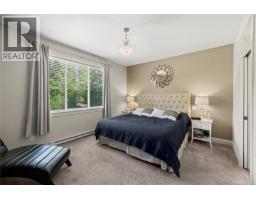 1755 Galvin Pl, Qualicum Beach, BC V9K2V3 Photo 24
