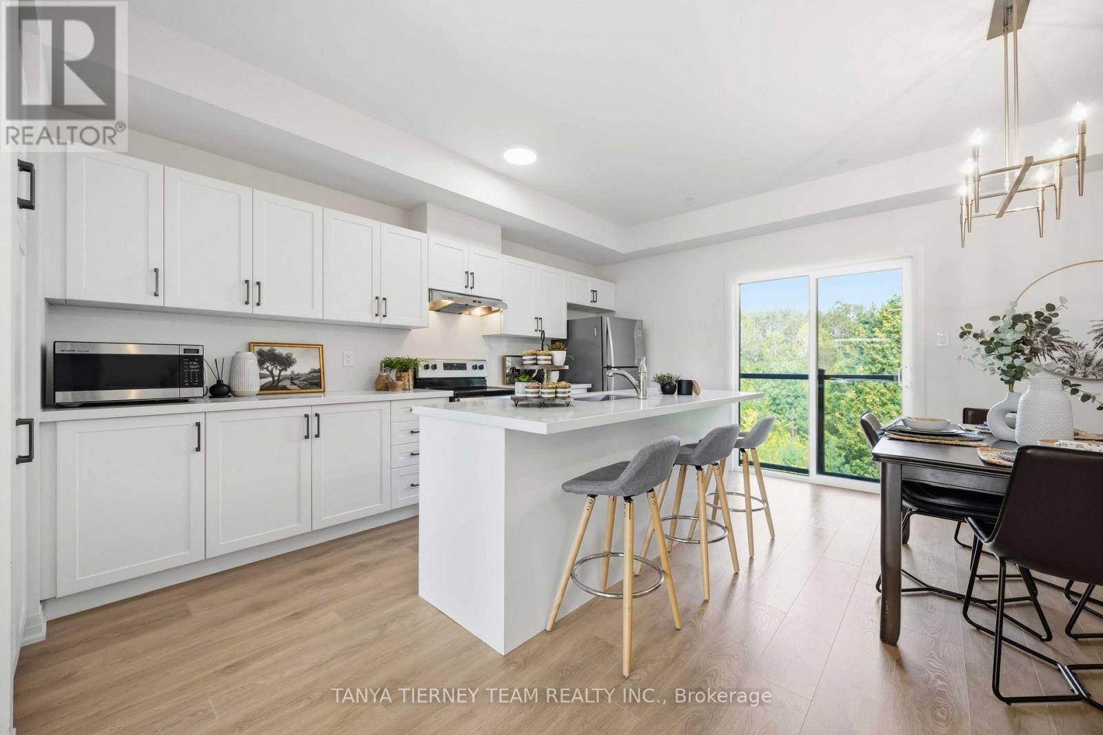 53 EMMAS WAY - Image 18