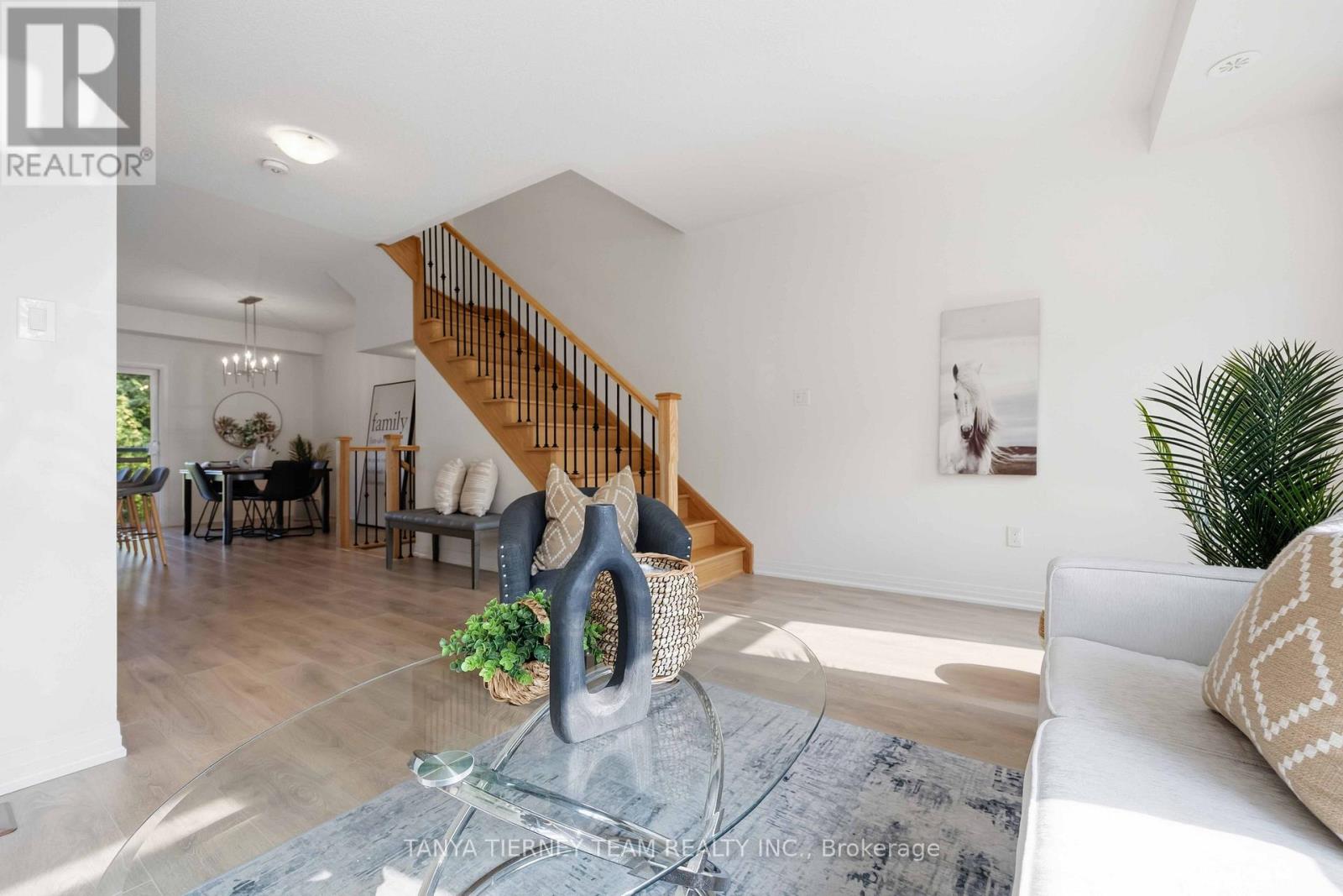 53 EMMAS WAY - Image 26
