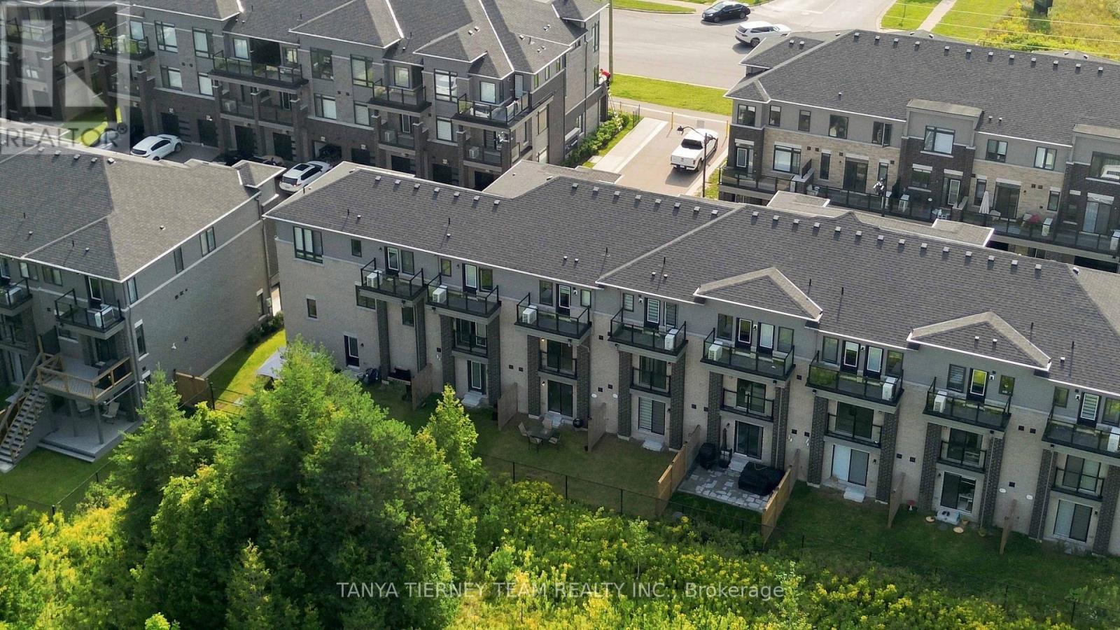 53 EMMAS WAY - Image 44