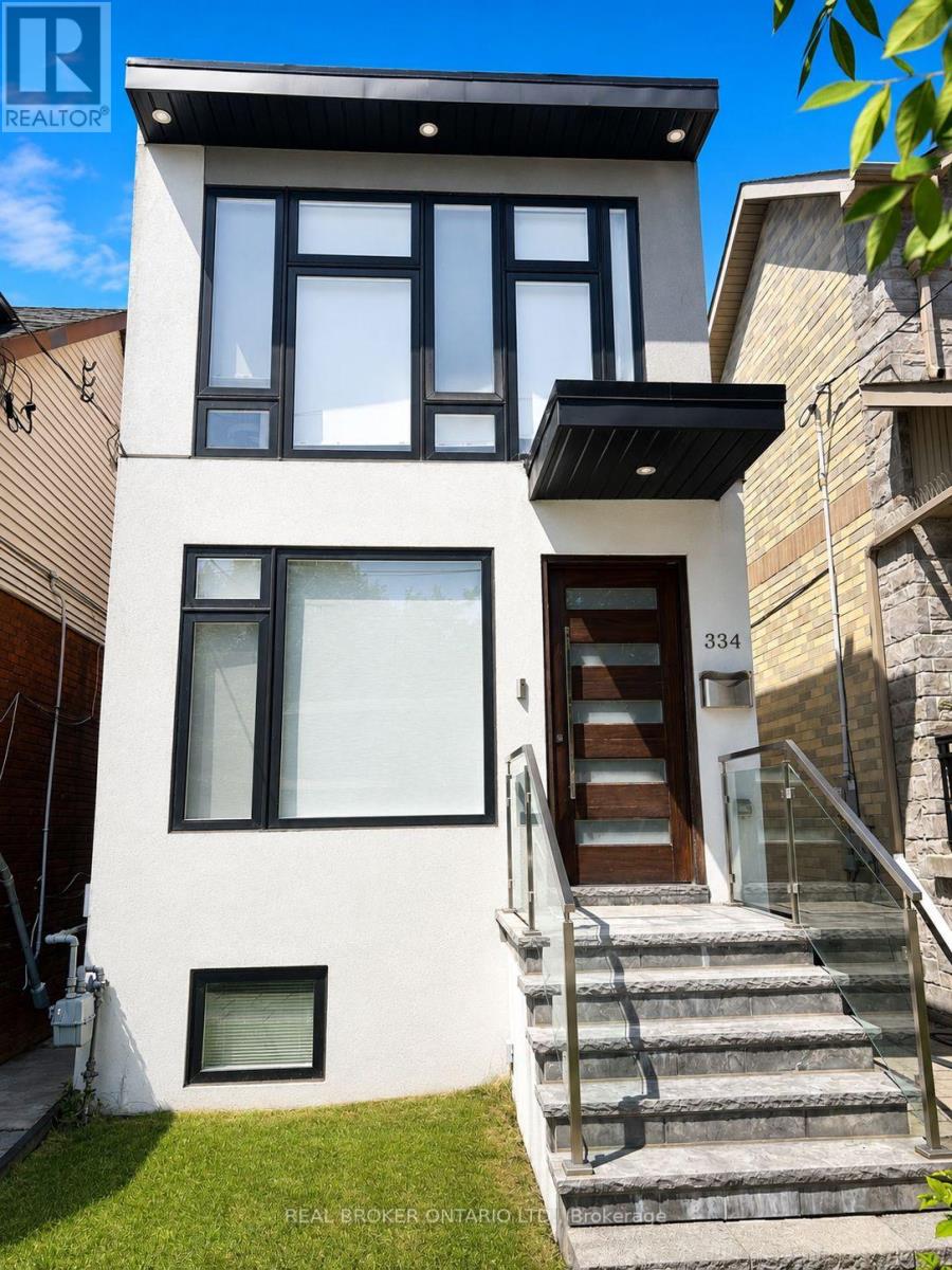 Photo of 334 Monarch Park Avenue