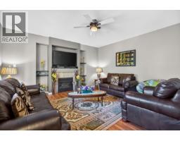 11785 Gilland Loop, Maple Ridge, BC V4R2W4 Photo 17