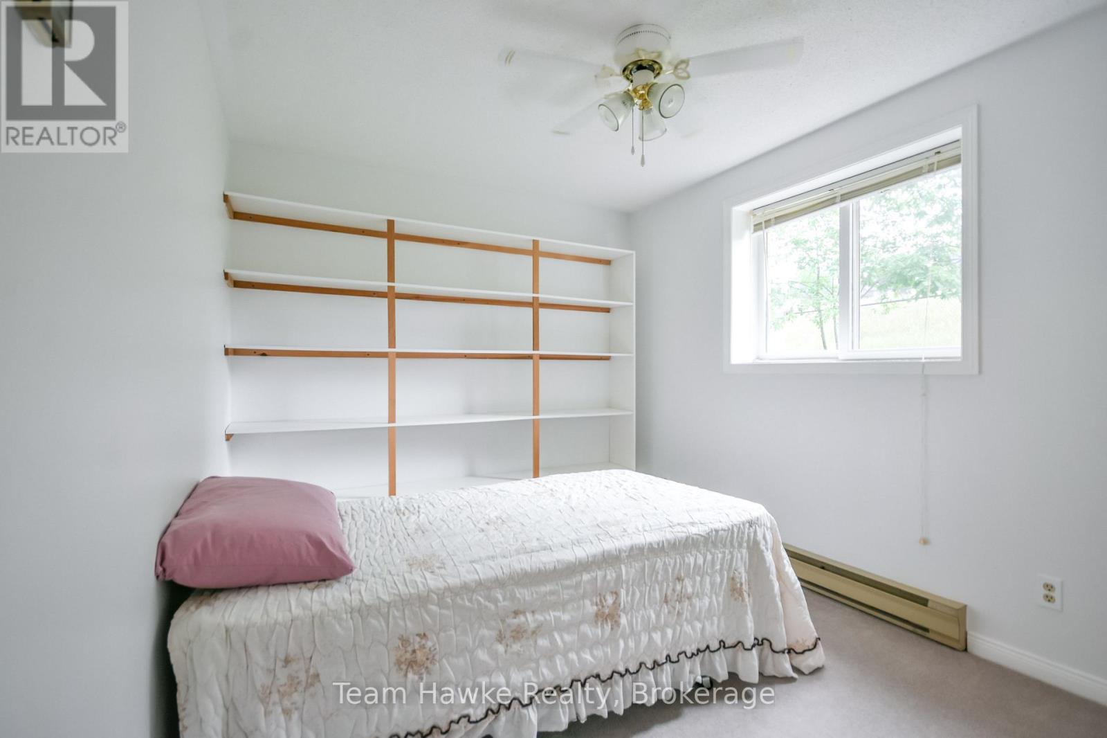 #15 157 CHURCH STREET - 26