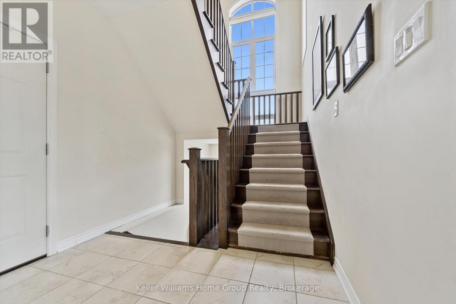 61 RIDGEGATE CRESCENT - 18