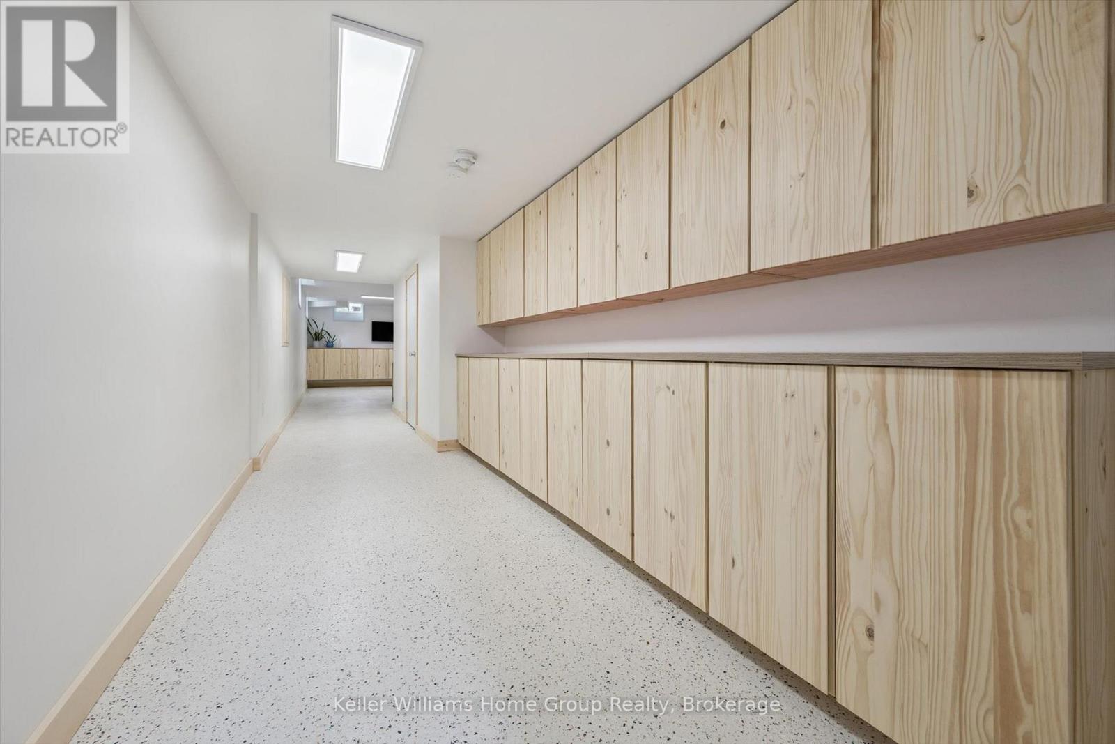 61 RIDGEGATE CRESCENT - 29
