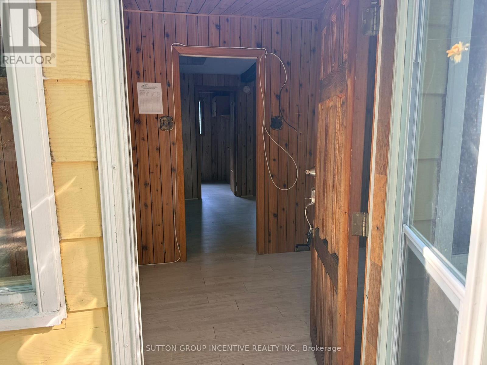 18 HARRAS AVENUE - 22