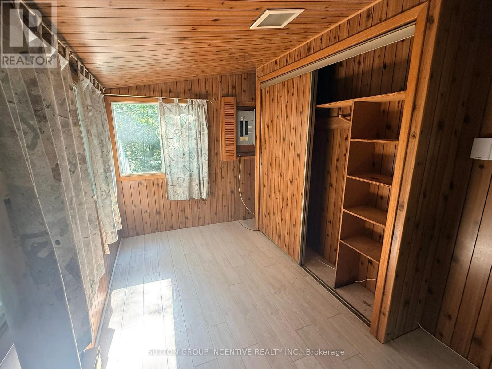 18 HARRAS AVENUE - Image 24